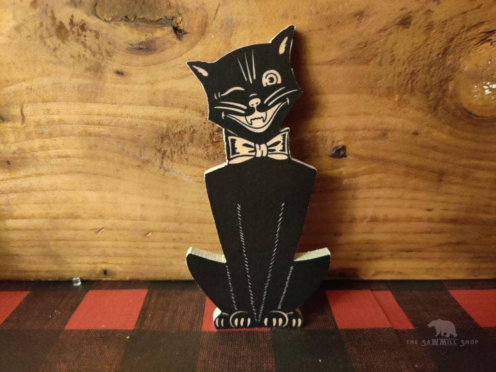 Halloween Winking Cat with Bowtie Wood Decor: 8x4