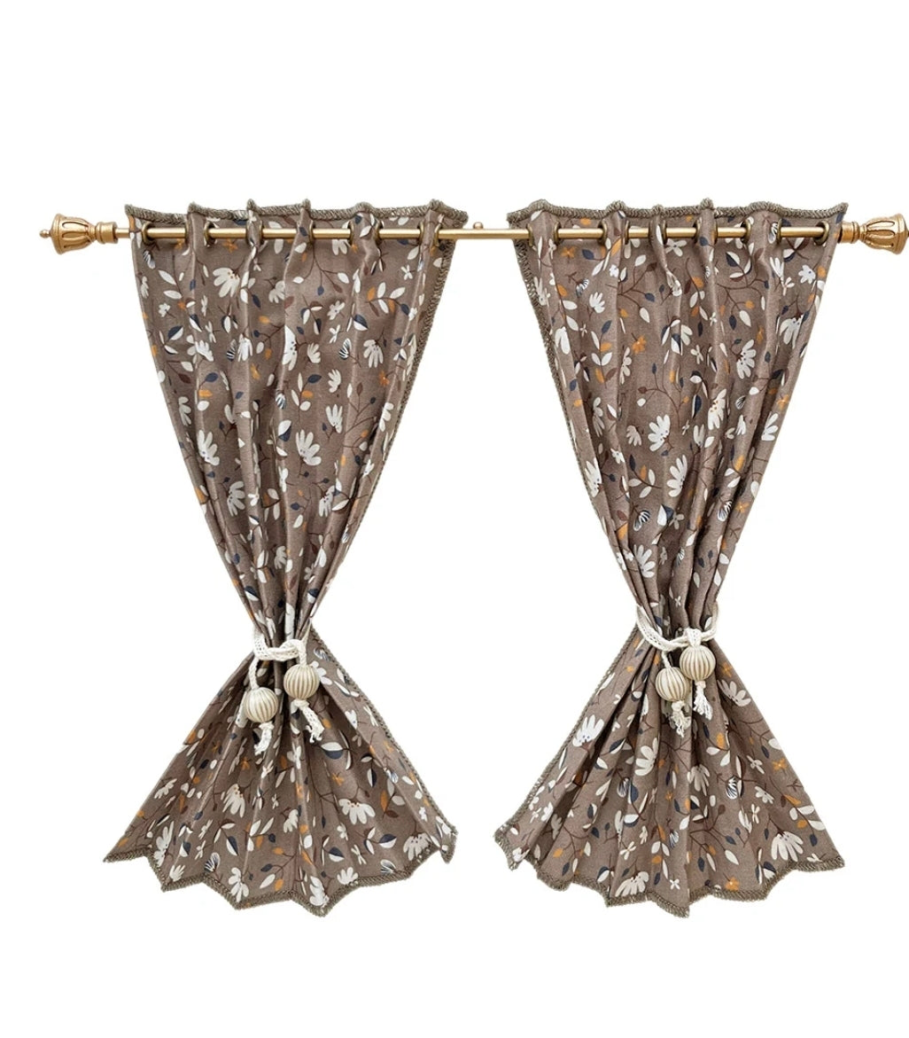 *NEW* Window curtains 1/6 Scale - brown