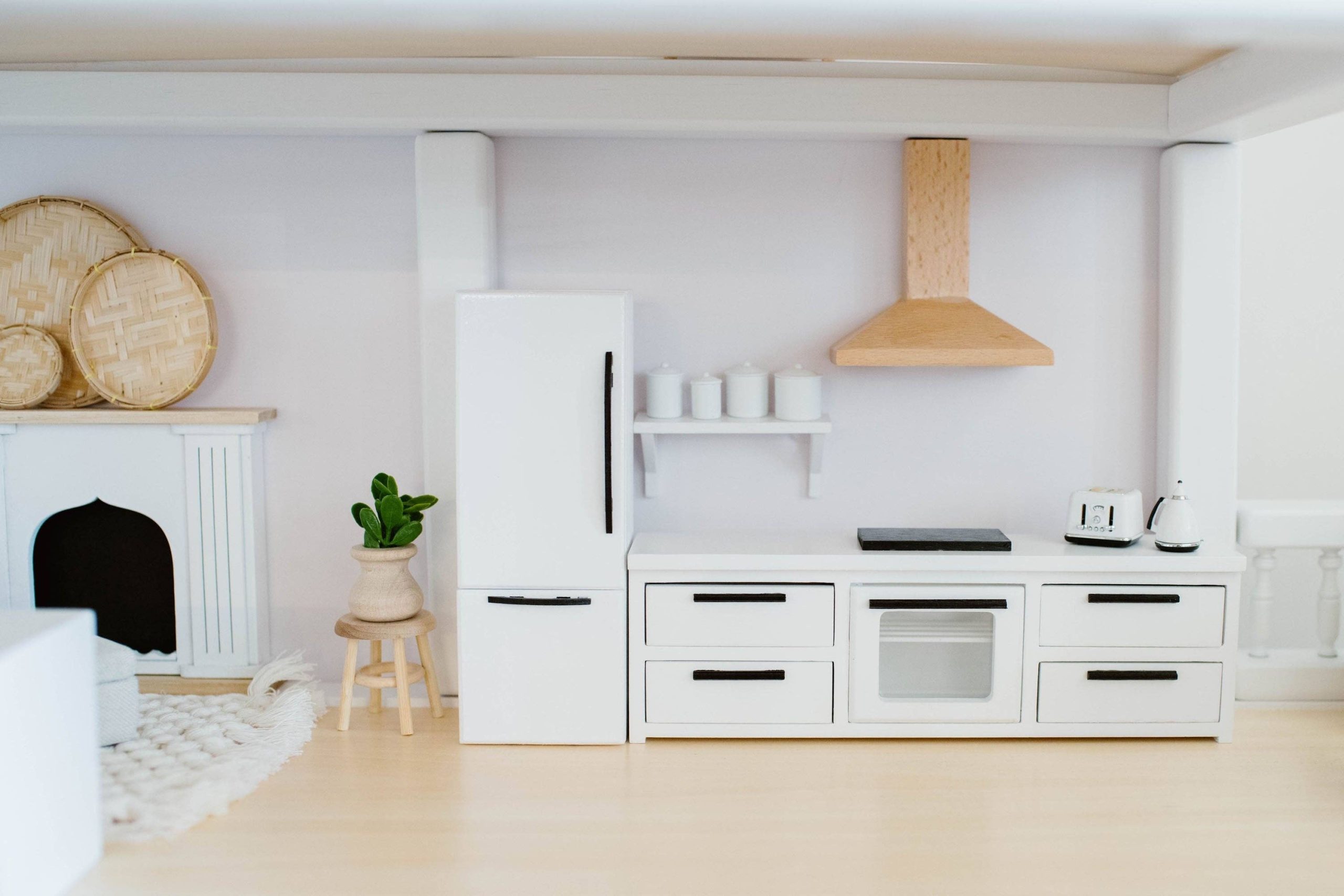 Dollhouse Modern Oven Range Hood | Natural