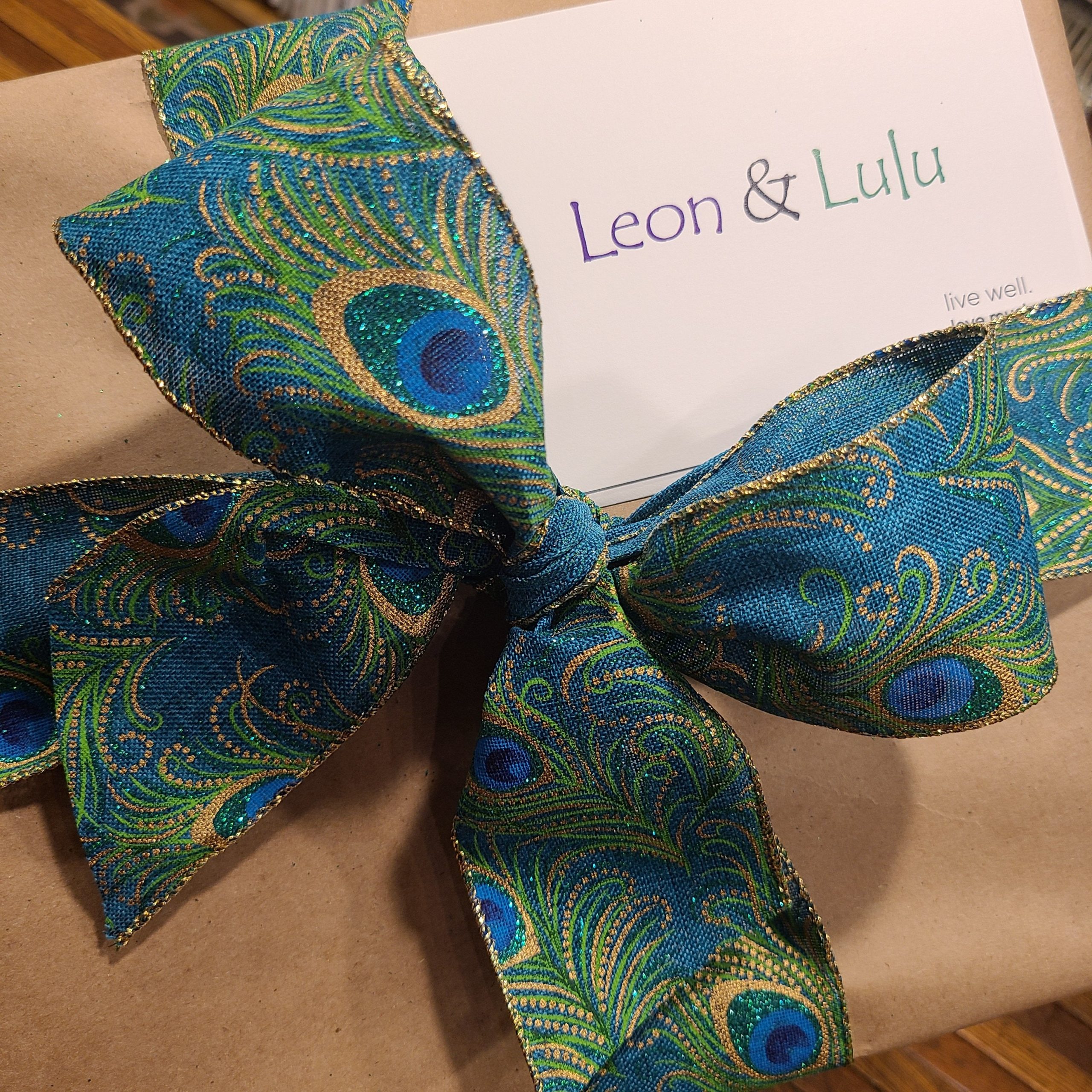 Gift Wrapping: Fancy Wrap