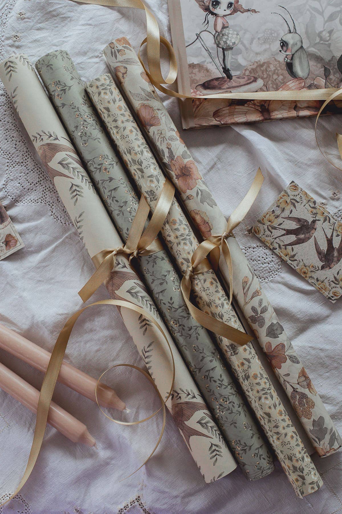 Wrapping & Craft Paper 4-pack Flowers