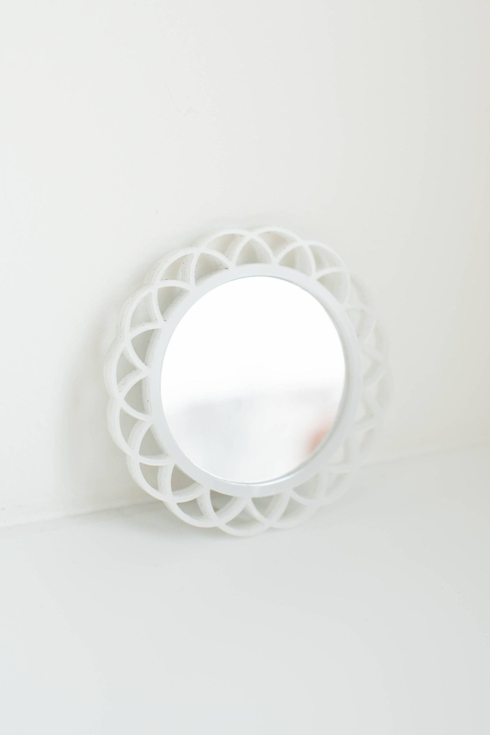 Dollhouse Florina Scalloped Mirror | White Acrylic