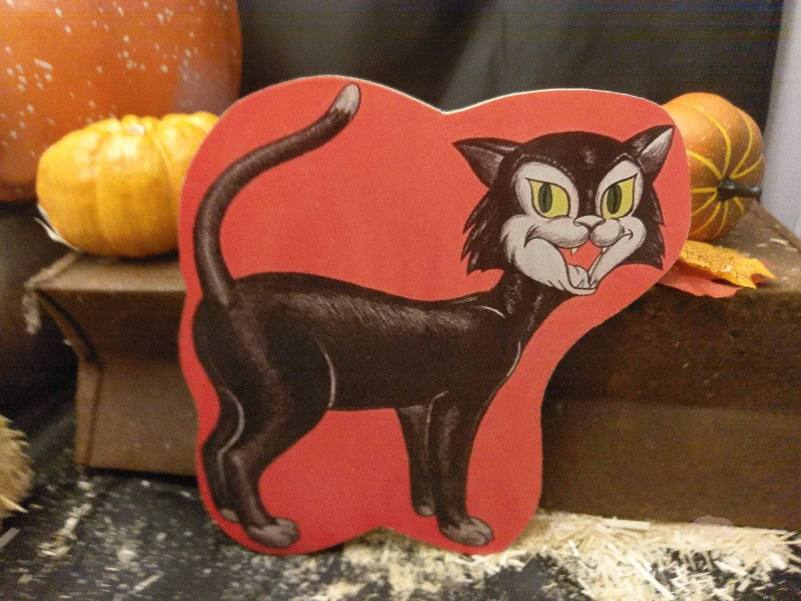Halloween Scaredy Cat Wood Cutout