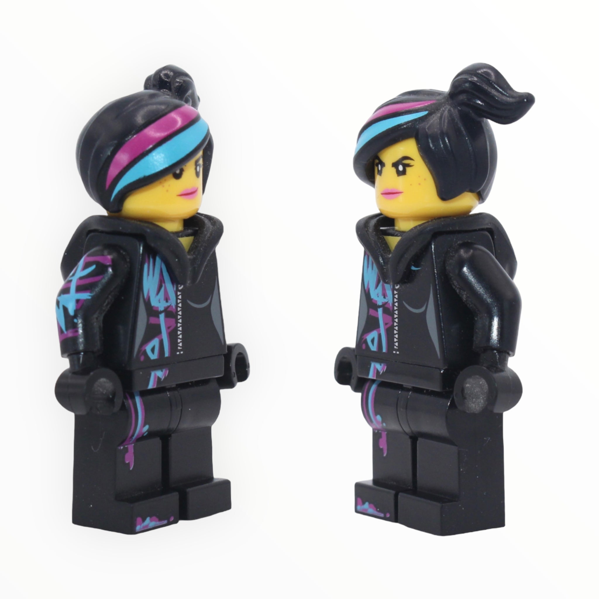 Wyldstyle (determined smile / lopsided smile, hood piece)