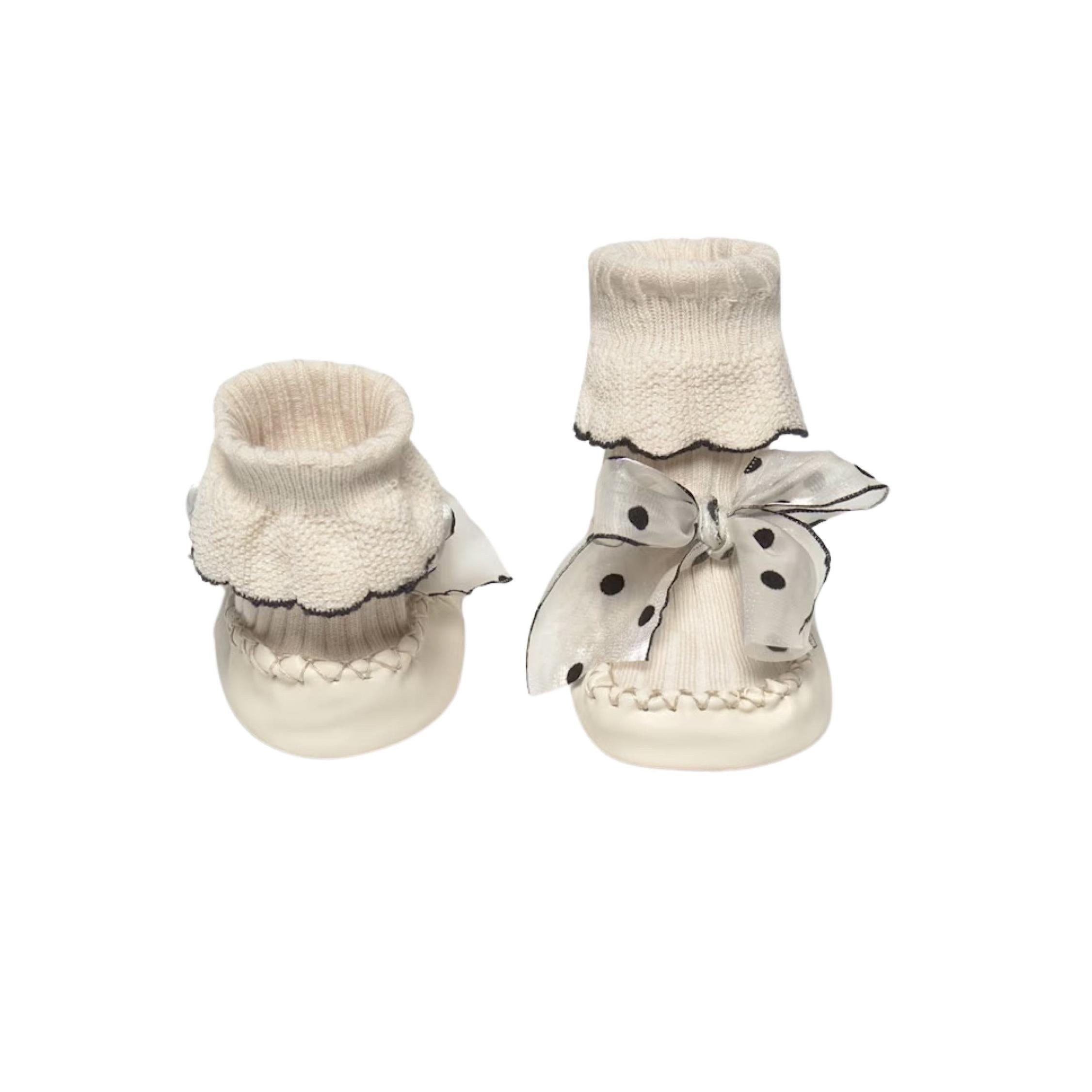 Layette Baby Girl Ivory Moccasins with Bow