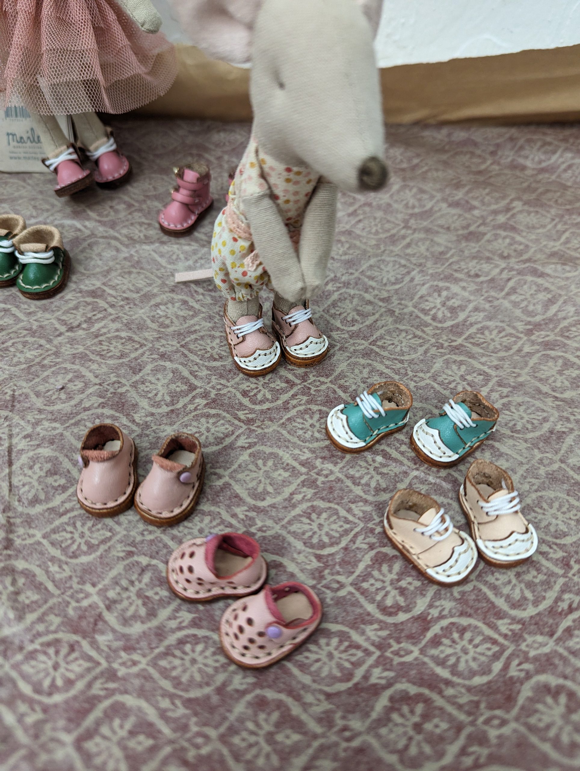 Pastel leather doll shoes - Miniature