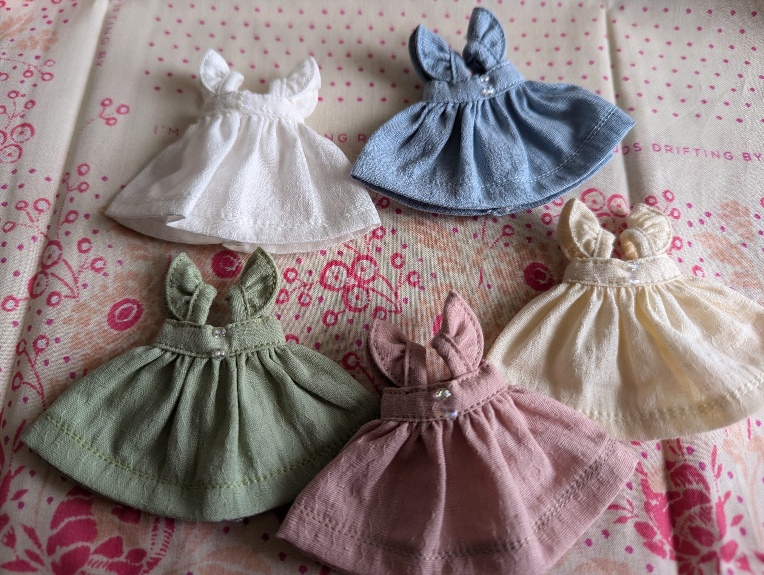 Flutter sleeve doll dress