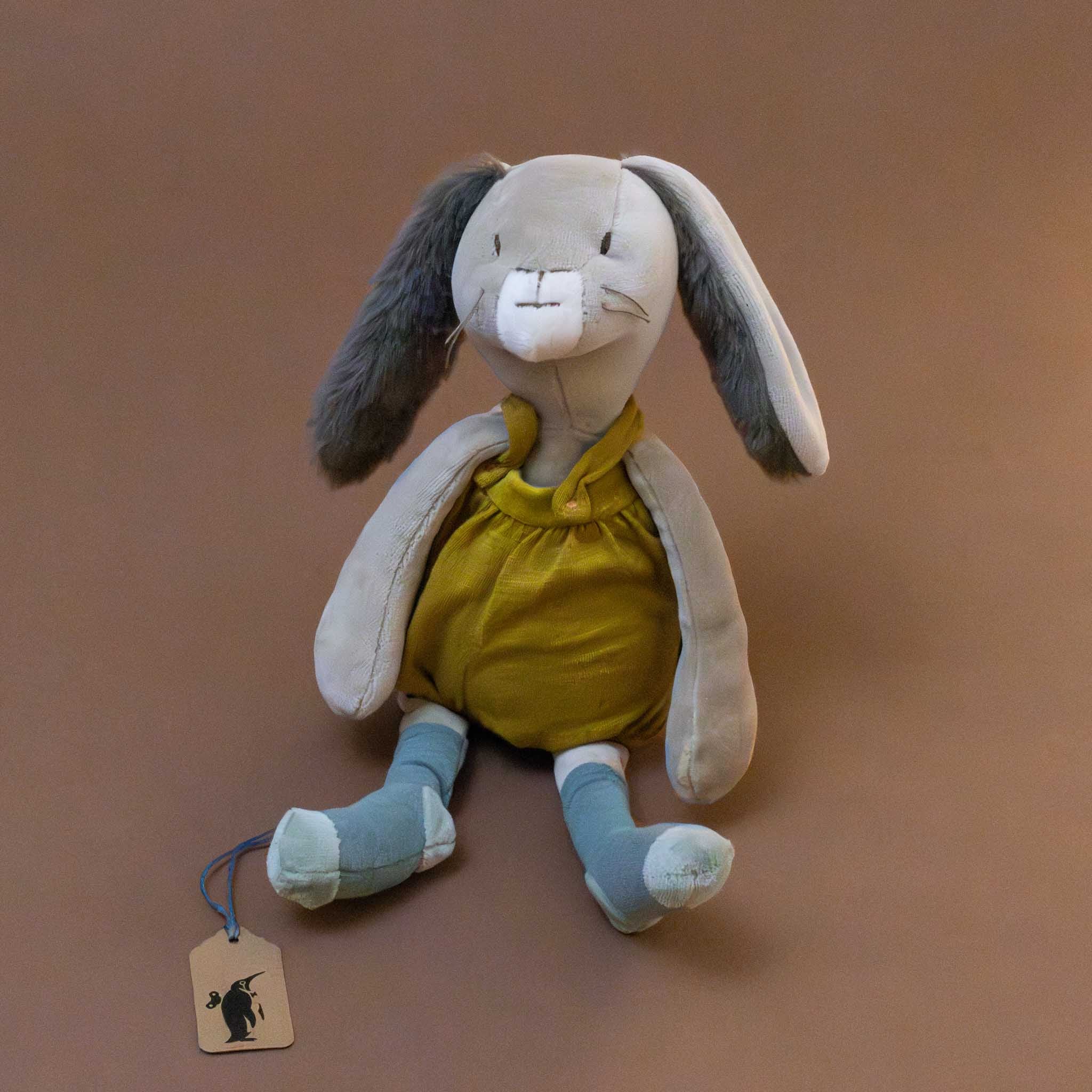 Trois Petit Lapins Ochre Rabbit