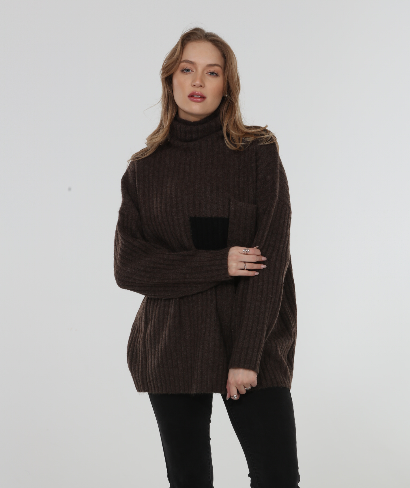 Ribbed Pocket Sweater
