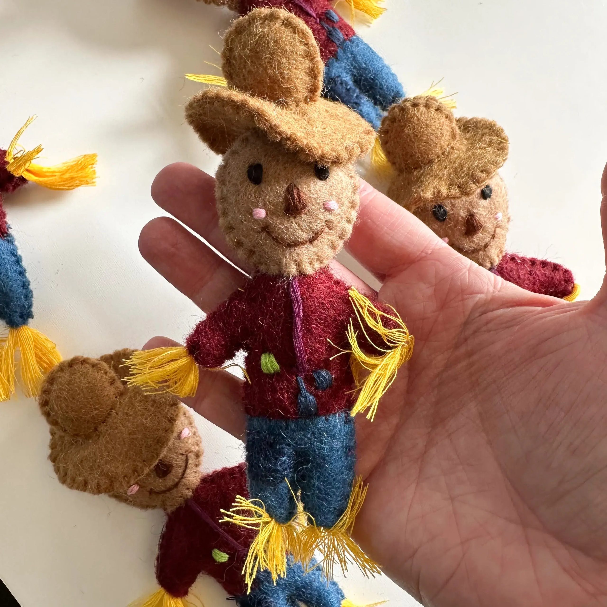 One Felt Scarecrow 