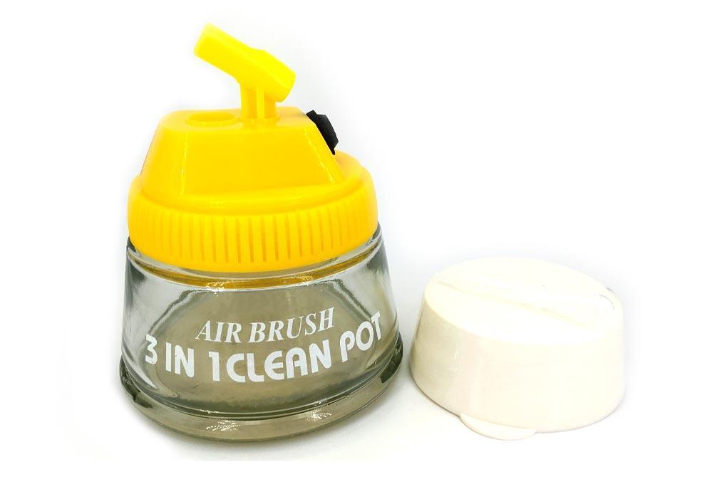 Benchcraft Glass Cleaning Pot