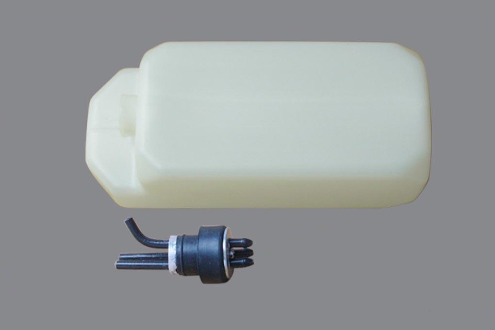 Black Horse 700mL (23oz) Fuel Tank