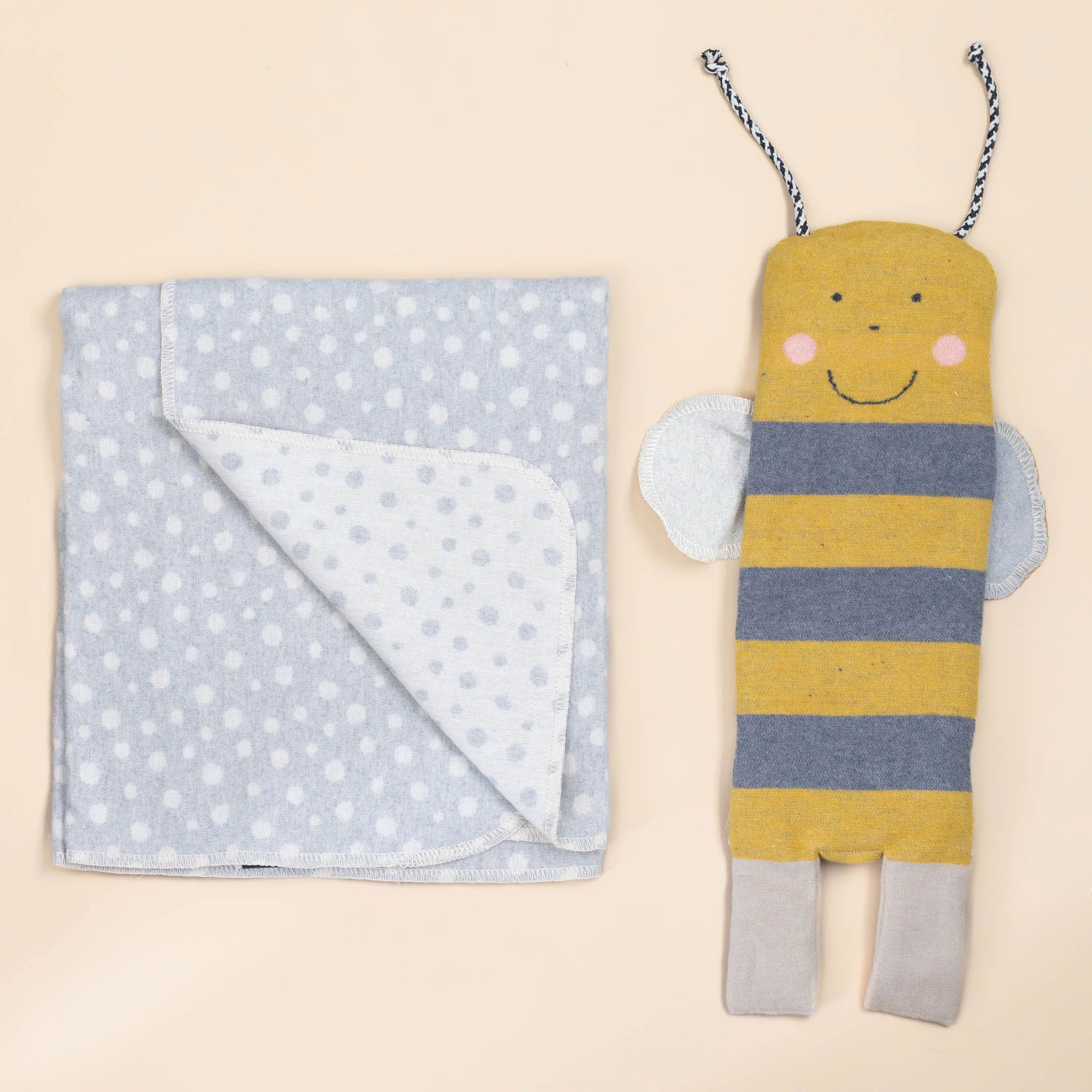 Blankie Puppet Set | Bumblebee