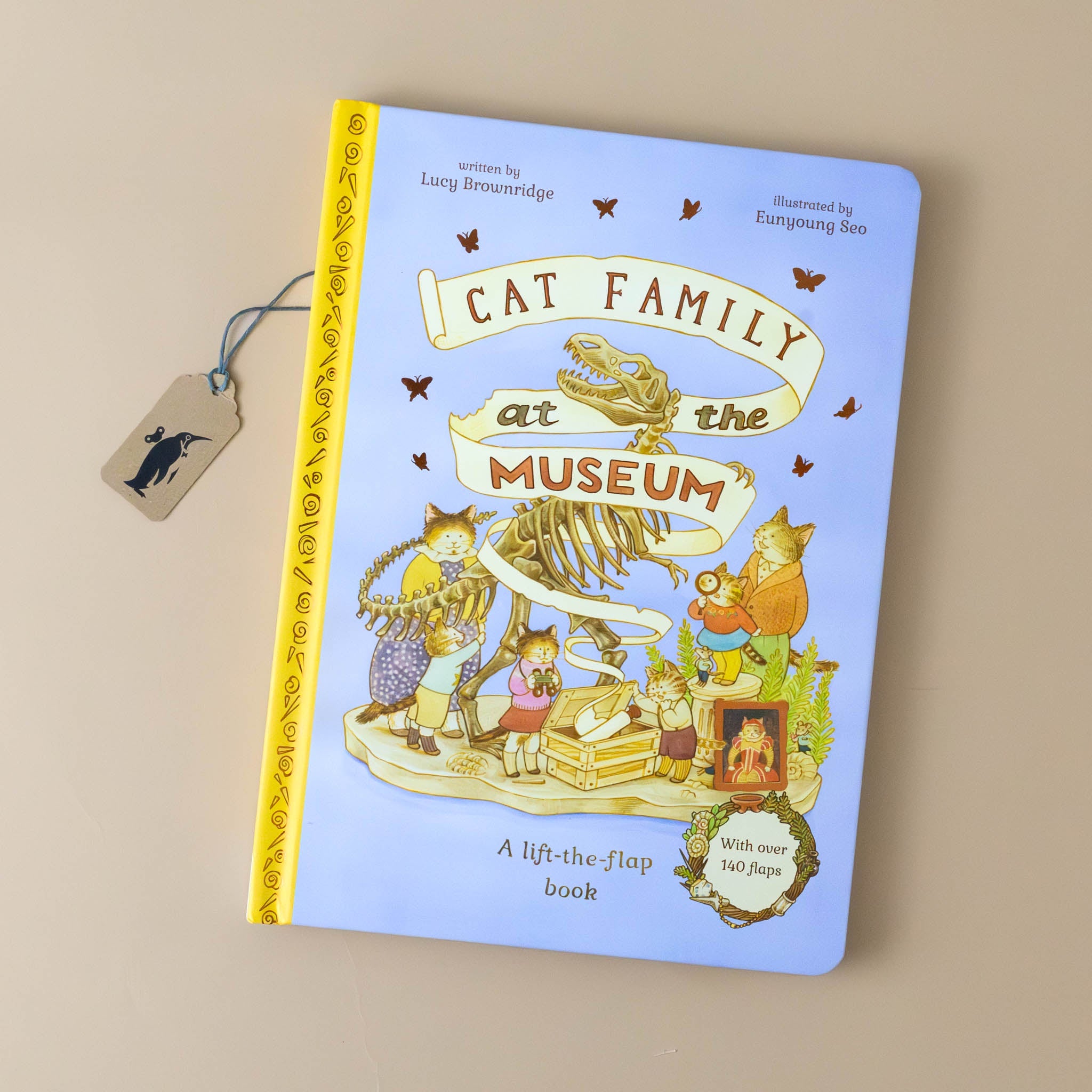 Cat Family at the Museum | A Life-the-Flap Book