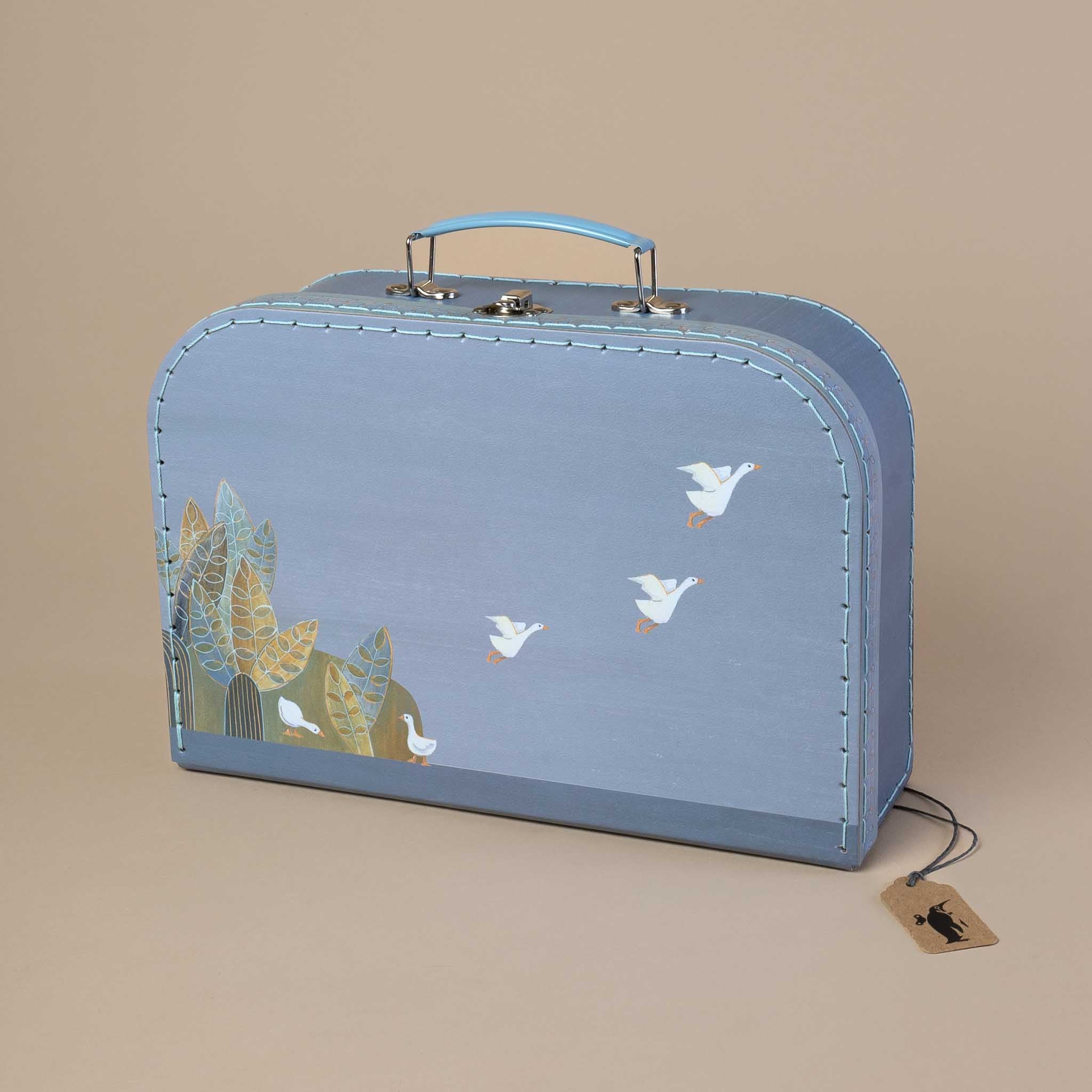 Countryside Suitcase | Large
