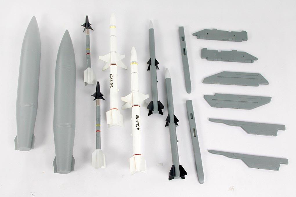 Freewing 90mm F-16C Complete Weapons Set and Pylons