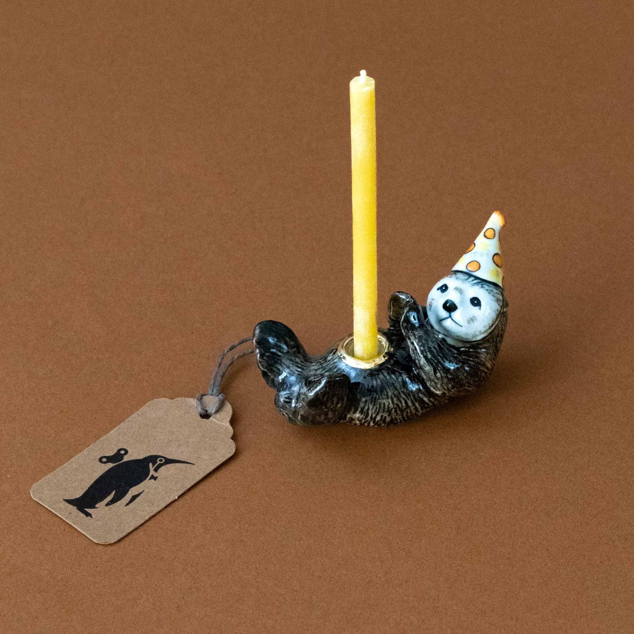 Heirloom Porcelain Cake Topper | Otter