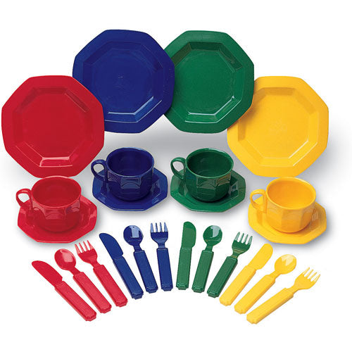 Pretend and Play® Dish Set