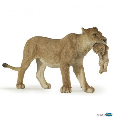 PAPO - Lioness With Cub