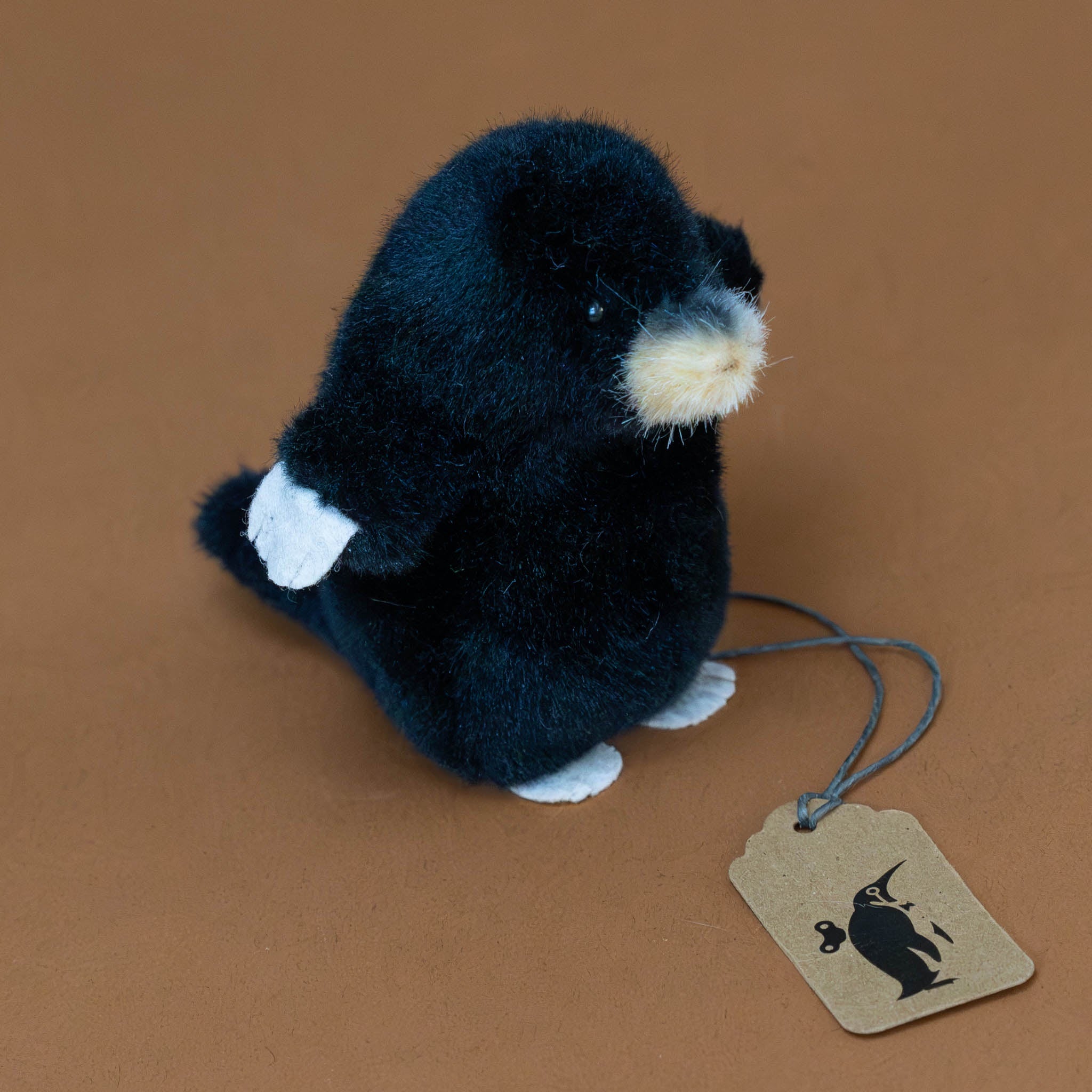 Little Mole | Standing