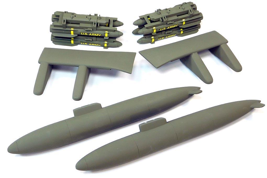 Roban 600 Size UH-60 Black Hawk Weapons Set