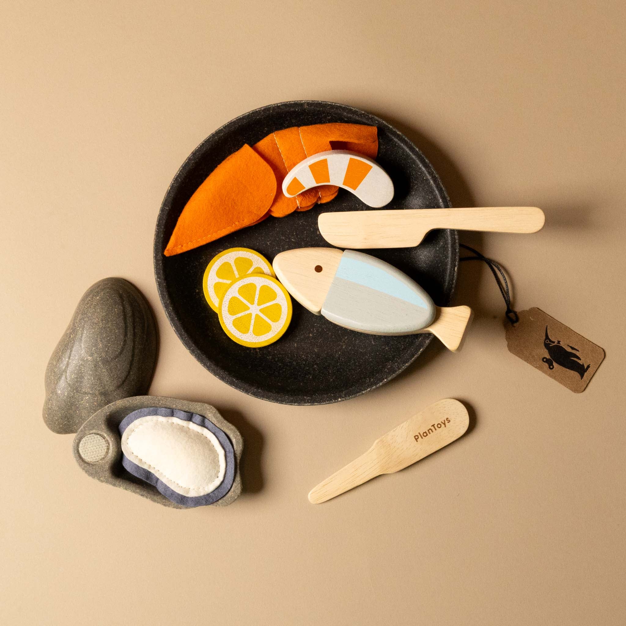 Wooden Pretend Play Seafood Platter